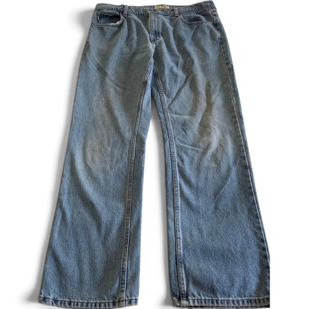 Y2K Vintage L.L. Bean Standard Fit Straight Leg Men's 36x32 Light Blue 2002